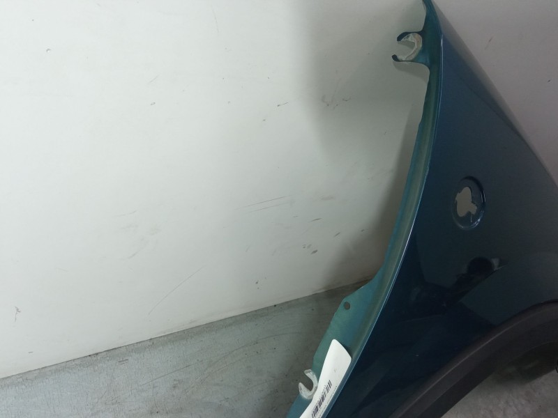 Recambio de aleta delantera derecha para opel corsa c (x01) 1.2 (f08, f68) referencia OEM IAM   