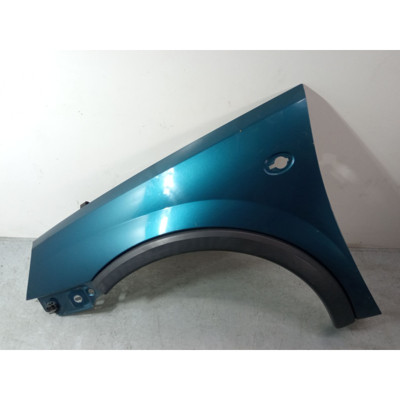 Recambio de aleta delantera izquierda para opel corsa c (x01) 1.2 (f08, f68) referencia OEM IAM   