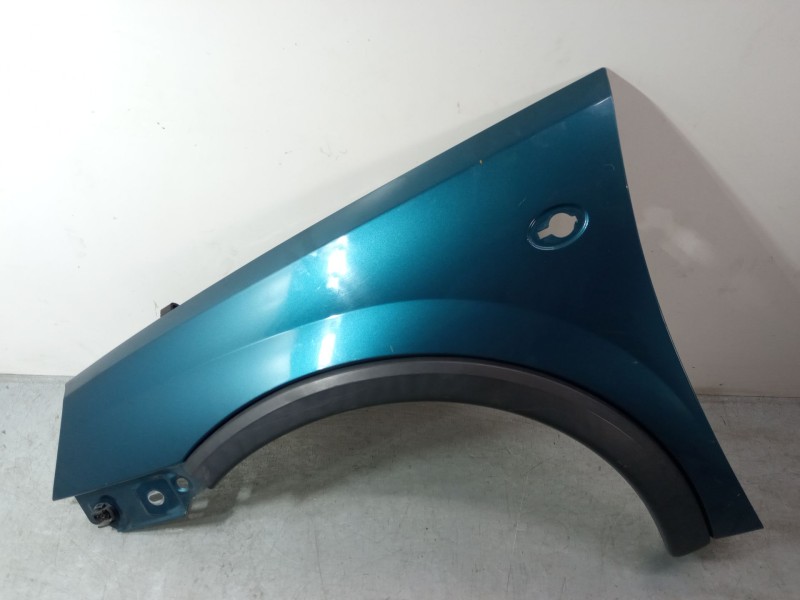 Recambio de aleta delantera izquierda para opel corsa c (x01) 1.2 (f08, f68) referencia OEM IAM   