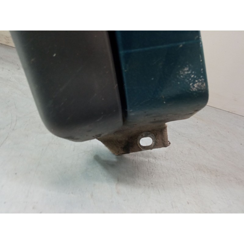 Recambio de aleta delantera izquierda para opel corsa c (x01) 1.2 (f08, f68) referencia OEM IAM   