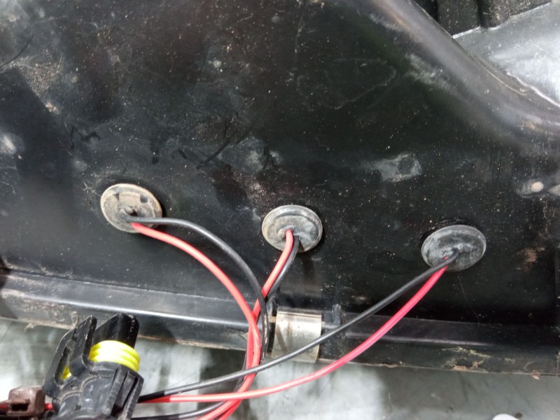 Recambio de faro izquierdo para bmw 3 (e90) 320 i referencia OEM IAM 63117161668  