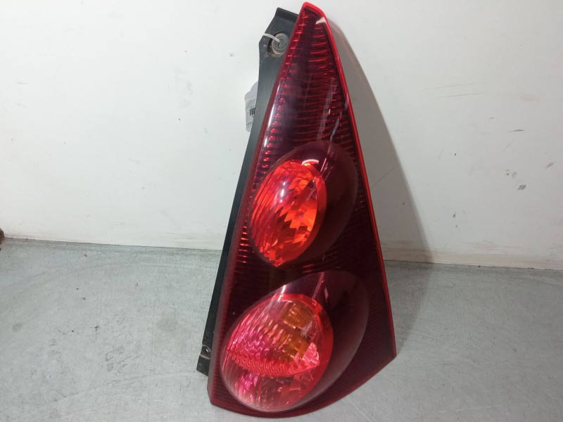 Recambio de piloto trasero derecho para peugeot 107 (pm_, pn_) 1.0 referencia OEM IAM   