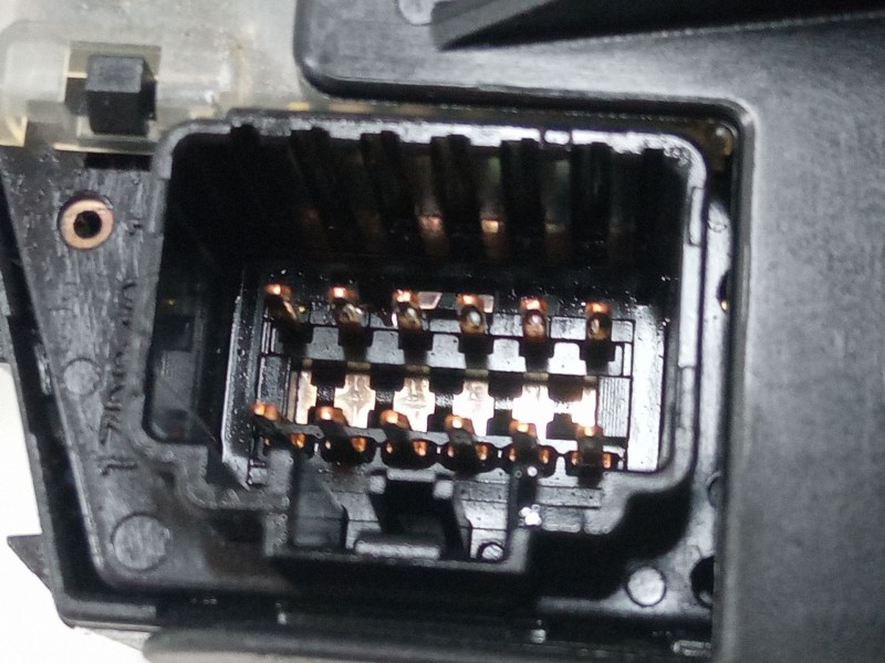 Recambio de mando luces para ford focus ii furgoneta/station wagon 1.6 tdci referencia OEM IAM 4M5T14A664AB  