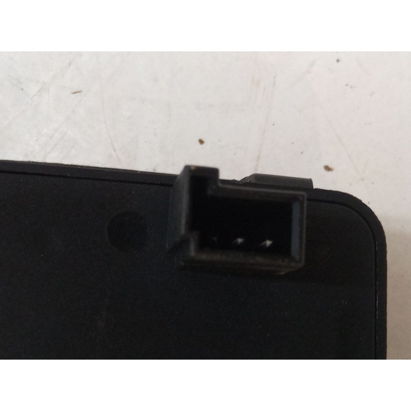 Recambio de boton apertura porton para mercedes-benz clase s (w221, v221) s 400 hybrid (221.095, 221.195) referencia OEM IAM A22