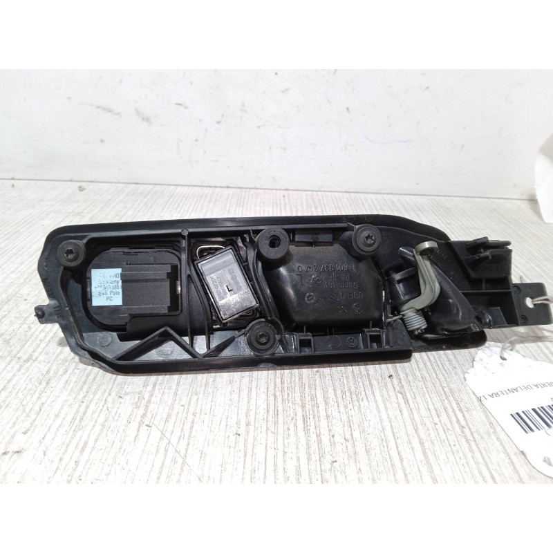 Recambio de maneta interior puerta delantera izquierda para volkswagen polo (9n_, 9a_) 1.4 16v referencia OEM IAM   