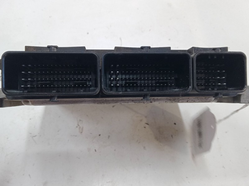 Recambio de centralita motor uce para dacia dokker monospace (ke_) 1.5 dci (keaj, keah) referencia OEM IAM 0281030439 237104128R