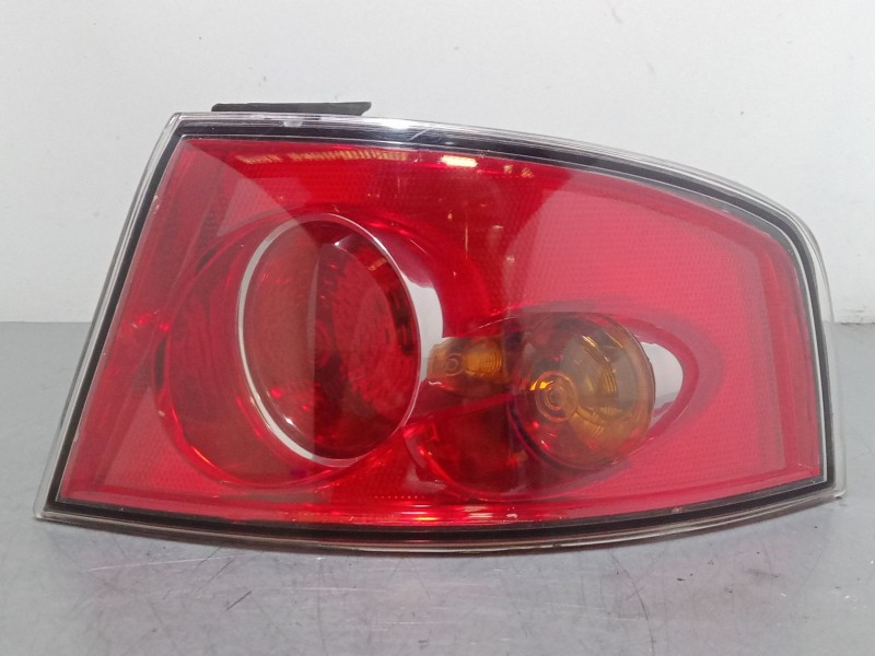 Recambio de piloto trasero derecho para seat ibiza iii (6l1) 1.4 tdi referencia OEM IAM   