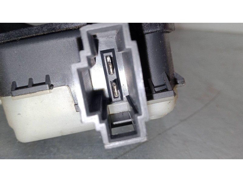 Recambio de maneta exterior porton para seat ibiza iii (6l1) 1.4 16v referencia OEM IAM 1M0959781A  1M0959781A