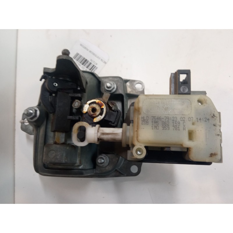 Recambio de maneta exterior porton para seat ibiza iii (6l1) 2.0 referencia OEM IAM 1M0959781A  1M5862159C