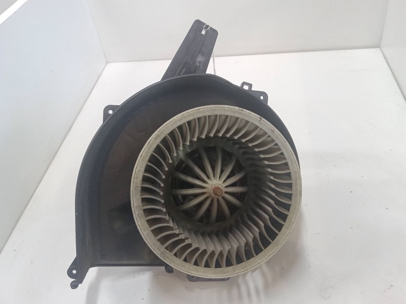 Recambio de motor calefaccion para seat ibiza iii (6l1) 1.4 tdi referencia OEM IAM 6Q1820015H  