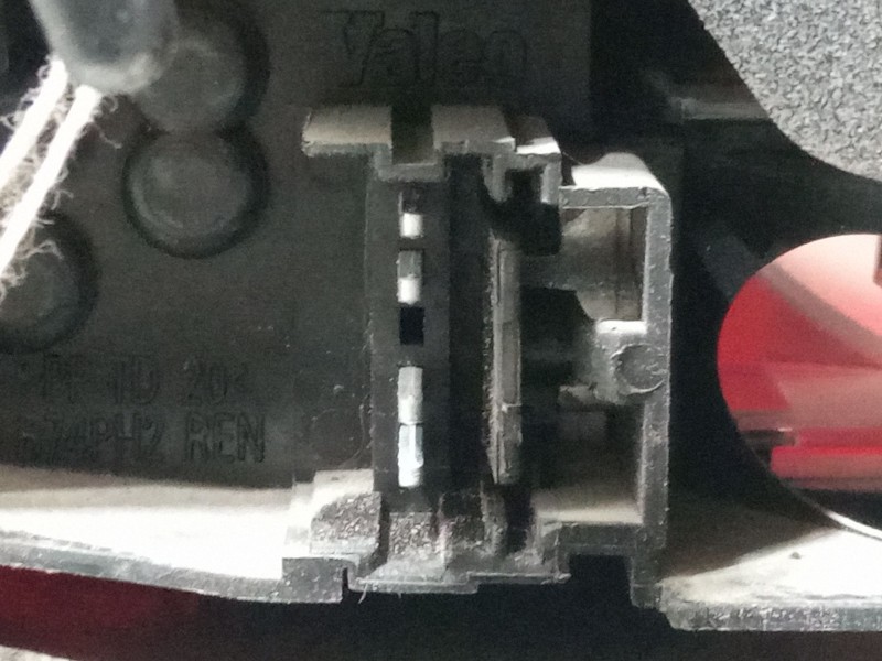 Recambio de piloto trasero izquierdo para renault laguna ii (bg0/1_) 1.9 dci (bg1a, bg1w, bg0g) referencia OEM IAM   