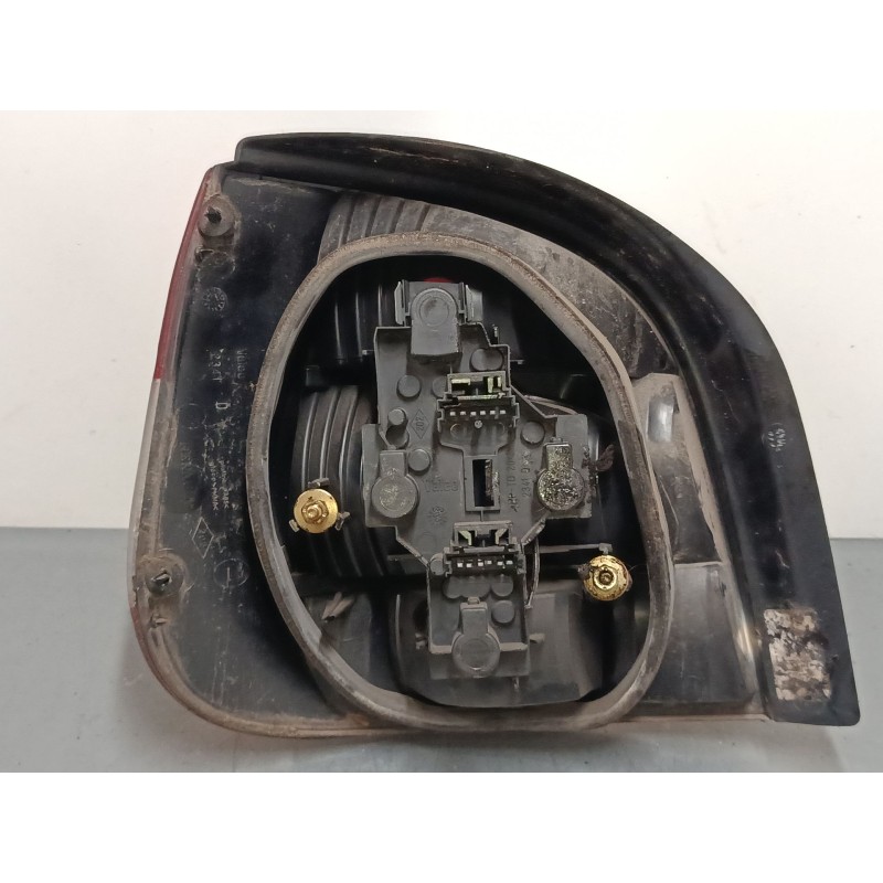 Recambio de piloto trasero derecho para renault scénic i monospace (ja0/1_, fa0_) 1.9 dti (ja1u) referencia OEM IAM   