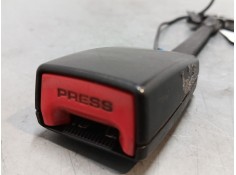 Recambio de anclaje cinturon delantero izquierdo para skoda superb ii (3t4) 2.0 tdi 16v referencia OEM IAM    2