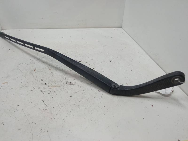 BRAZO LIMPIA DELANTERO IZQUIERDO 