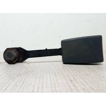 ANCLAJE CINTURON DELANTERO DERECHO 