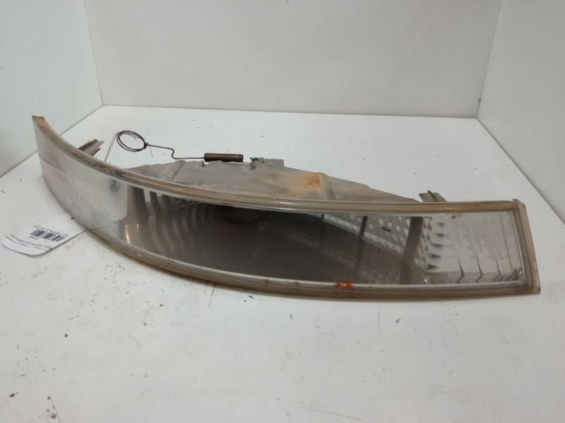 Recambio de intermitente delantero derecho para renault master ii autobús (jd) 2.5 dci 120 referencia OEM IAM   