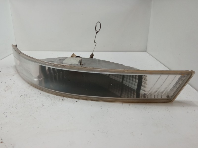 Recambio de intermitente delantero izquierdo para renault master ii autobús (jd) 2.5 dci 120 referencia OEM IAM   