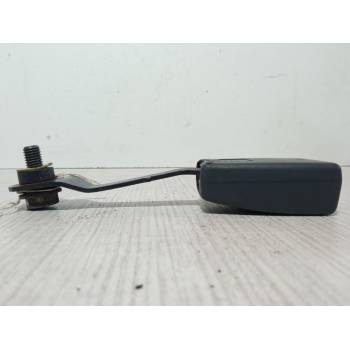 ANCLAJE CINTURON DELANTERO DERECHO 