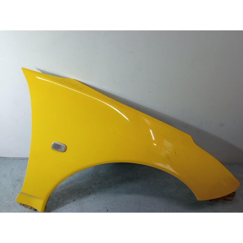 Recambio de aleta delantera derecha para toyota celica coupé (_t23_) 1.8 16v vt-i (zzt230_) referencia OEM IAM   