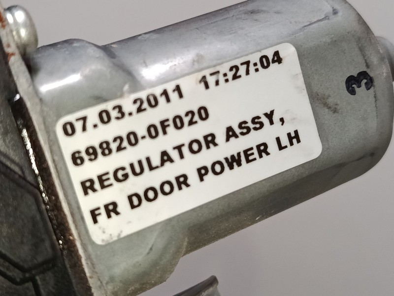 Recambio de elevalunas electrico delantero izquierdo para toyota verso (_r2_) 1.6 (zgr20_) referencia OEM IAM 698200F020  