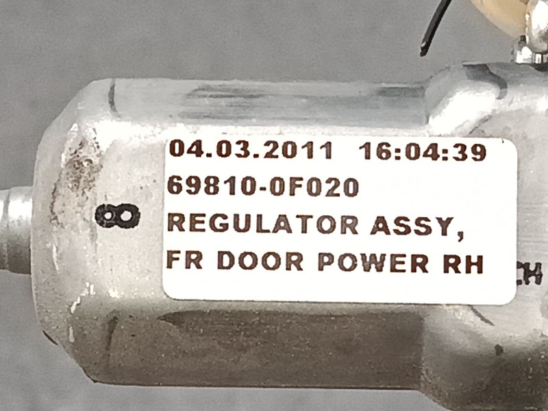 Recambio de elevalunas electrico delantero derecho para toyota verso (_r2_) 1.6 (zgr20_) referencia OEM IAM 698100F020  