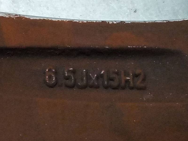 Recambio de llanta alumino 15´´ para audi a1 sportback (8xa, 8xf) 1.2 tfsi referencia OEM IAM 8X0601025  6.5 x 15 - et 34