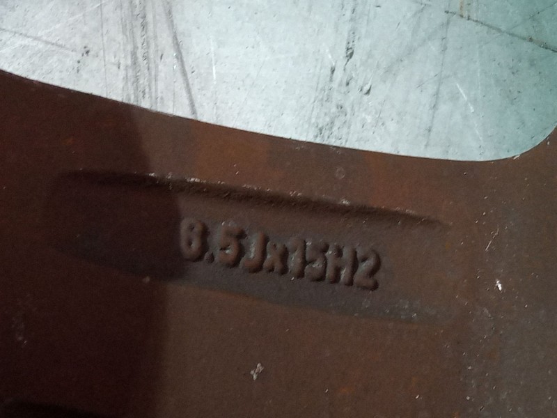 Recambio de llanta alumino 15´´ para audi a1 sportback (8xa, 8xf) 1.2 tfsi referencia OEM IAM 8X0601025  6.5 x 15 - et 34