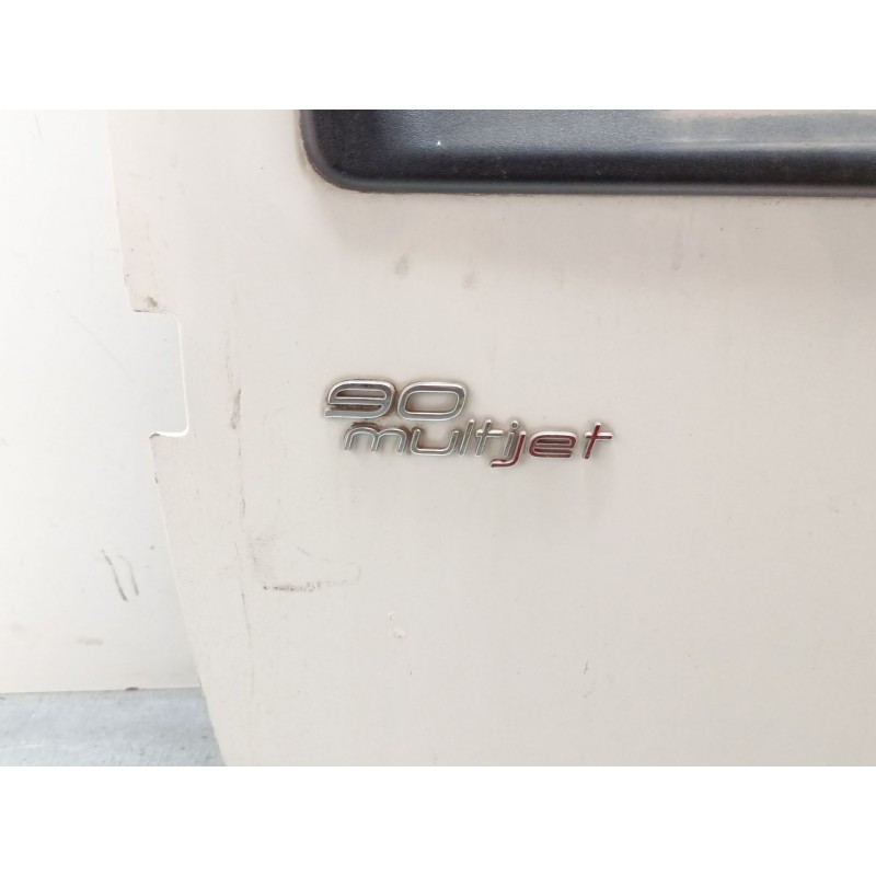Recambio de porton trasero izquierdo para fiat doblo cargo (263_) 1.3 d multijet referencia OEM IAM 52109289  