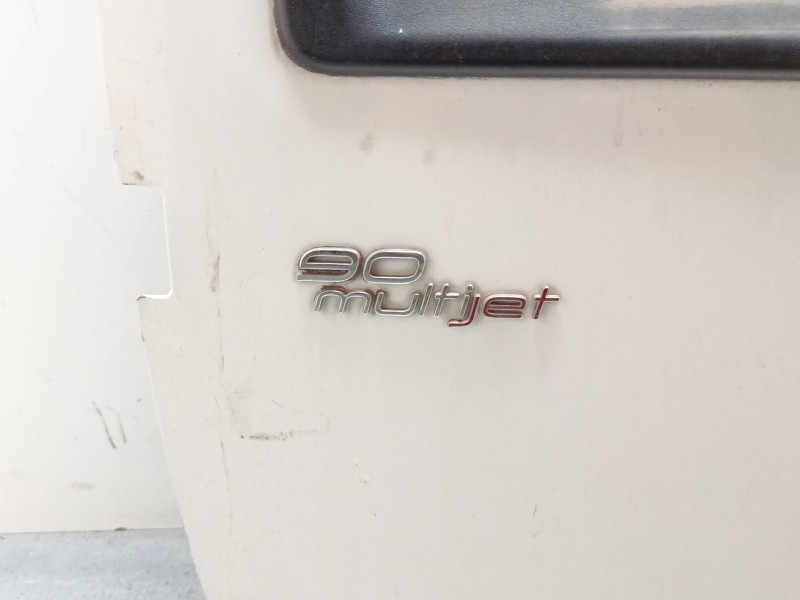 Recambio de porton trasero izquierdo para fiat doblo cargo (263_) 1.3 d multijet referencia OEM IAM 52109289  