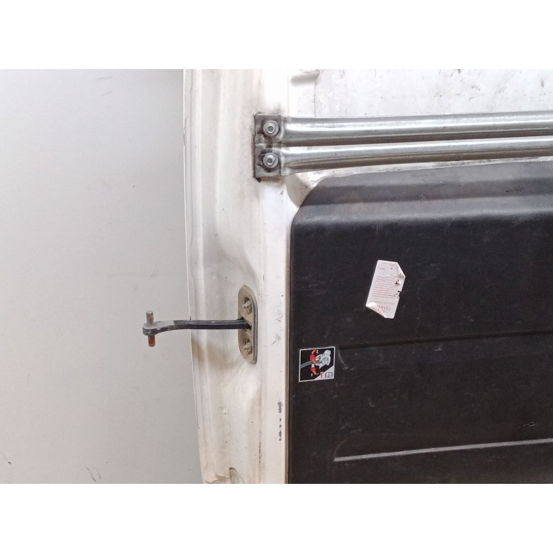 Recambio de porton trasero derecho para fiat doblo cargo (263_) 1.3 d multijet referencia OEM IAM 52000031  