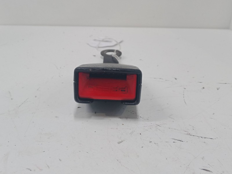 Recambio de anclaje cinturon delantero derecho para opel frontera a (u92) 2.8 td (5bmwl4, 5bsud2) referencia OEM IAM   