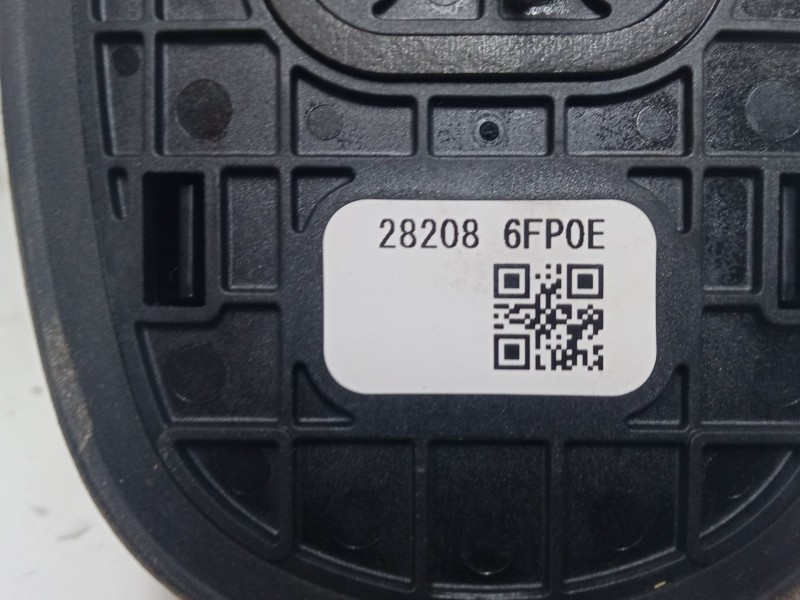 Recambio de antena para nissan qashqai ii (j11, j11_) 1.3 dig-t referencia OEM IAM   