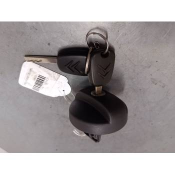 TAPON COMBUSTIBLE 