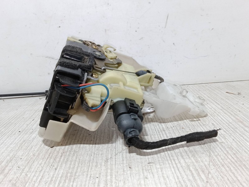 Recambio de cerradura puerta delantera izquierda para volkswagen polo (9n_, 9a_) 1.4 16v referencia OEM IAM   
