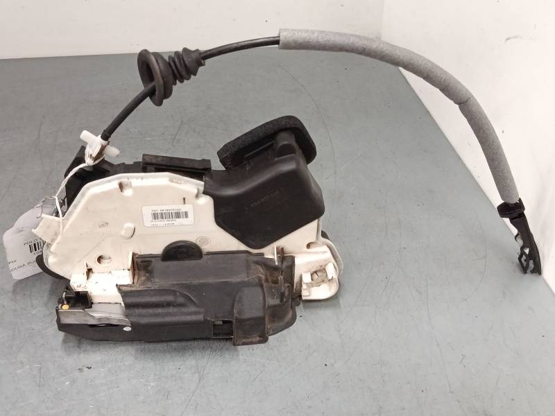 CERRADURA PUERTA DELANTERA IZQUIERDA 5K1837015D 