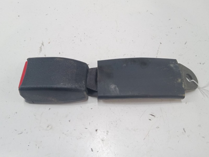 Recambio de anclaje cinturon trasero derecho para toyota celica coupé (_t23_) 1.8 16v vt-i (zzt230_) referencia OEM IAM   