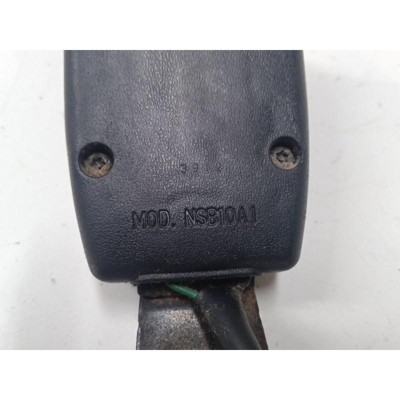 Recambio de anclaje cinturon delantero izquierdo para toyota celica coupé (_t23_) 1.8 16v vt-i (zzt230_) referencia OEM IAM   