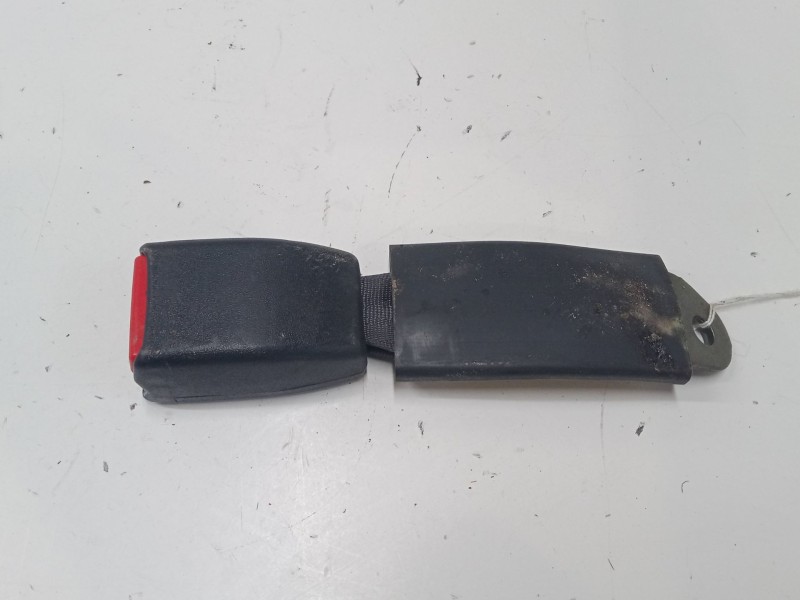 Recambio de anclaje cinturon trasero izquierdo para toyota celica coupé (_t23_) 1.8 16v vt-i (zzt230_) referencia OEM IAM   