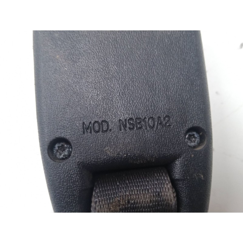 Recambio de anclaje cinturon trasero izquierdo para toyota celica coupé (_t23_) 1.8 16v vt-i (zzt230_) referencia OEM IAM   