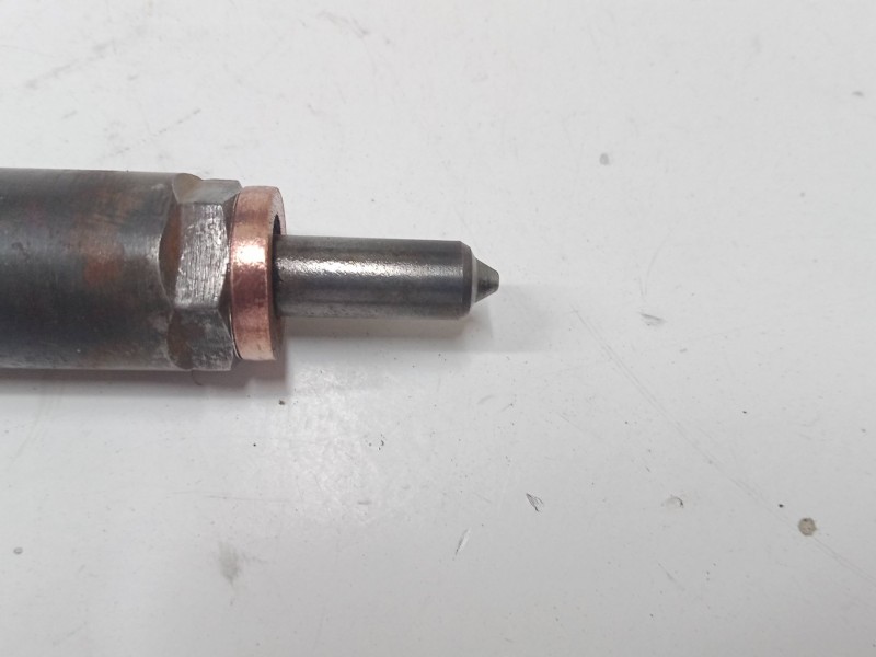 Recambio de inyector para renault megane ii (bm0/1_, cm0/1_) 1.5 dci (bm02, bm13, bm2a, cm02, cm13) referencia OEM IAM 820004987