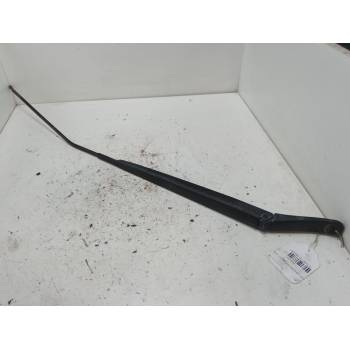 BRAZO LIMPIA DELANTERO DERECHO 