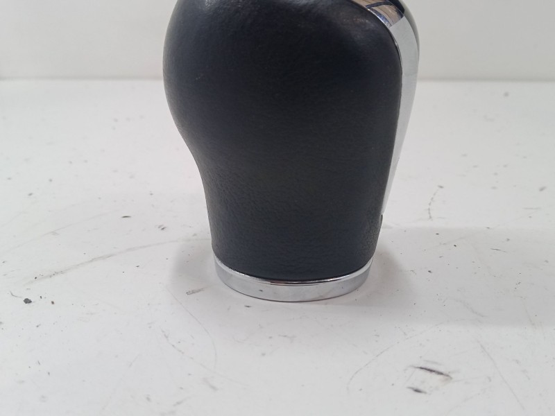 Recambio de pomo palanca cambio para nissan qashqai ii (j11, j11_) 1.3 dig-t referencia OEM IAM   