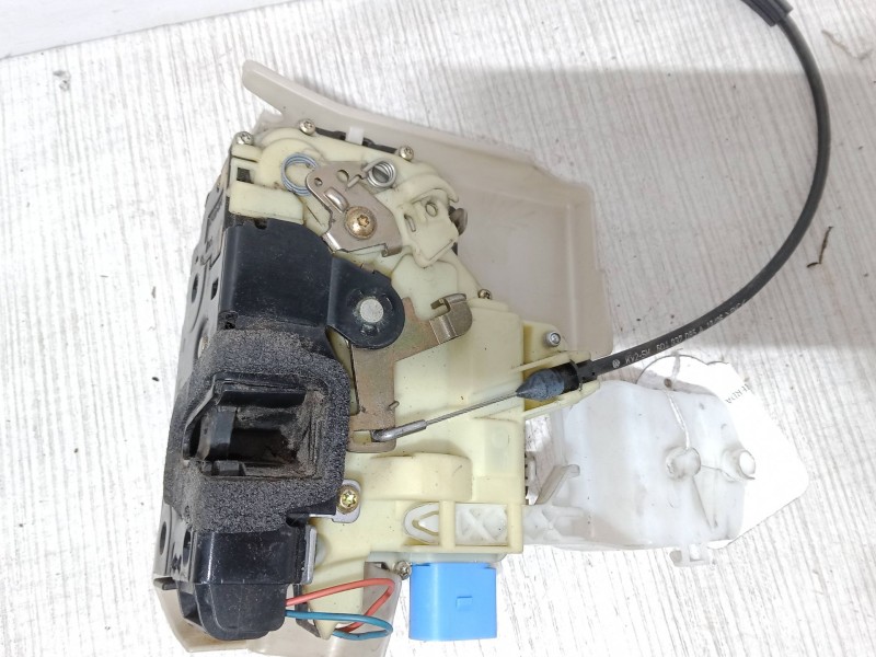 Recambio de cerradura puerta delantera izquierda para volkswagen polo (9n_, 9a_) 1.4 16v referencia OEM IAM   