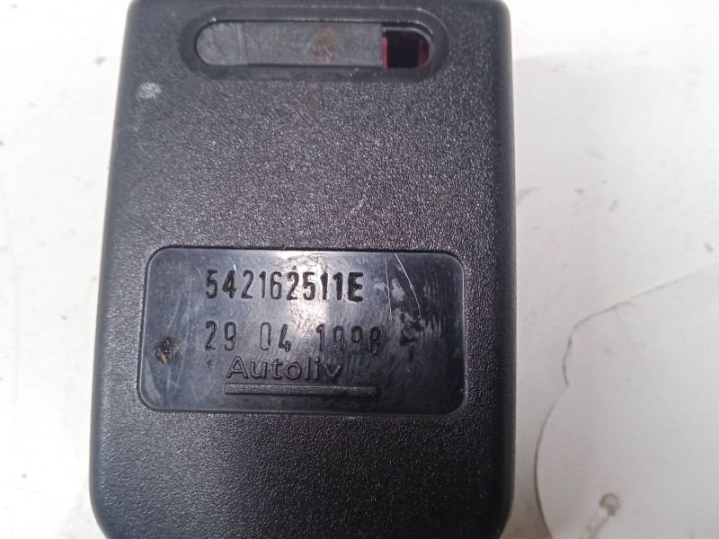 Recambio de anclaje cinturon delantero derecho para citroën xsara (n1) 1.6 i referencia OEM IAM   