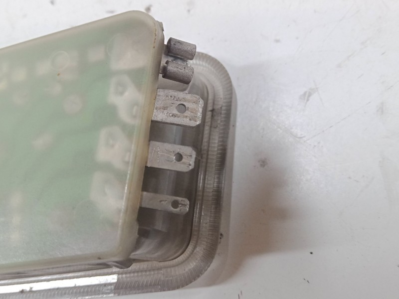 Recambio de luz interior delantera para opel frontera a (u92) 2.8 td (5bmwl4, 5bsud2) referencia OEM IAM   