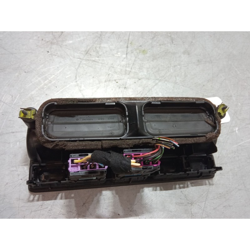 Recambio de aireador central para volkswagen golf iv (1j1) 1.6 16v referencia OEM IAM 1J0819734B  CON WARNING Y CALEFACTOR