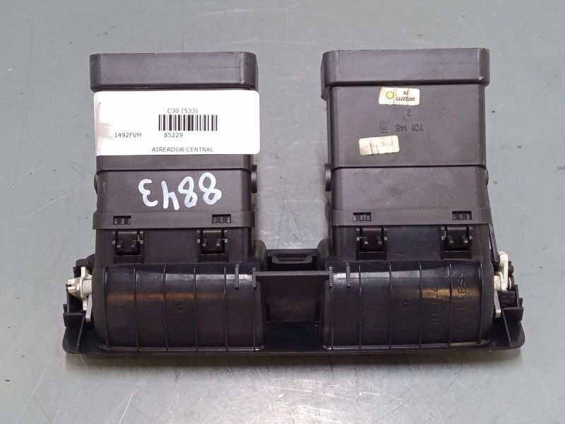 Recambio de aireador central para volvo c30 (533) 1.6 d referencia OEM IAM   