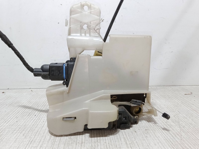 Recambio de cerradura puerta delantera izquierda para volkswagen polo (9n_, 9a_) 1.4 16v referencia OEM IAM   