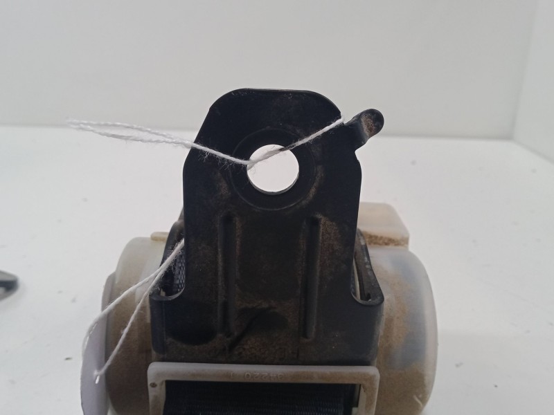 Recambio de cinturon seguridad trasero derecho para toyota celica coupé (_t23_) 1.8 16v vt-i (zzt230_) referencia OEM IAM   
