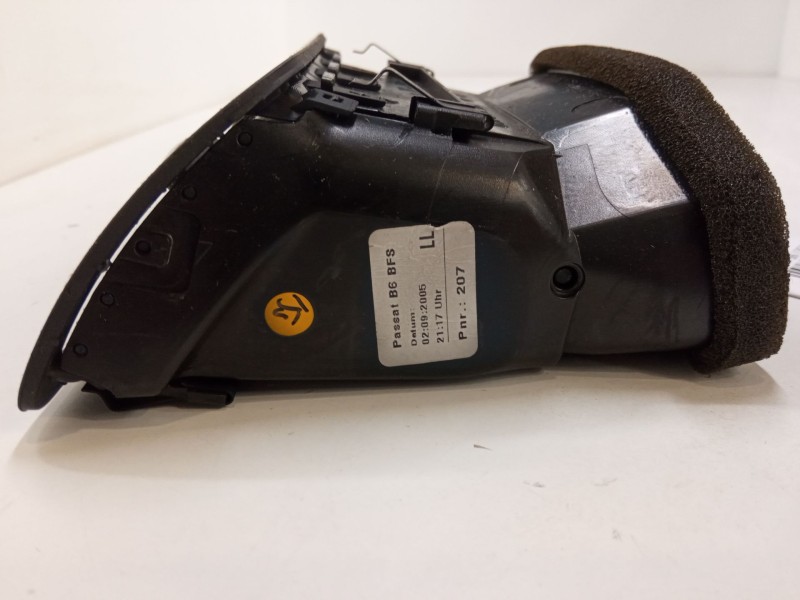 Recambio de aireador central derecho para volkswagen passat b6 (3c2) 2.0 tdi 16v referencia OEM IAM   